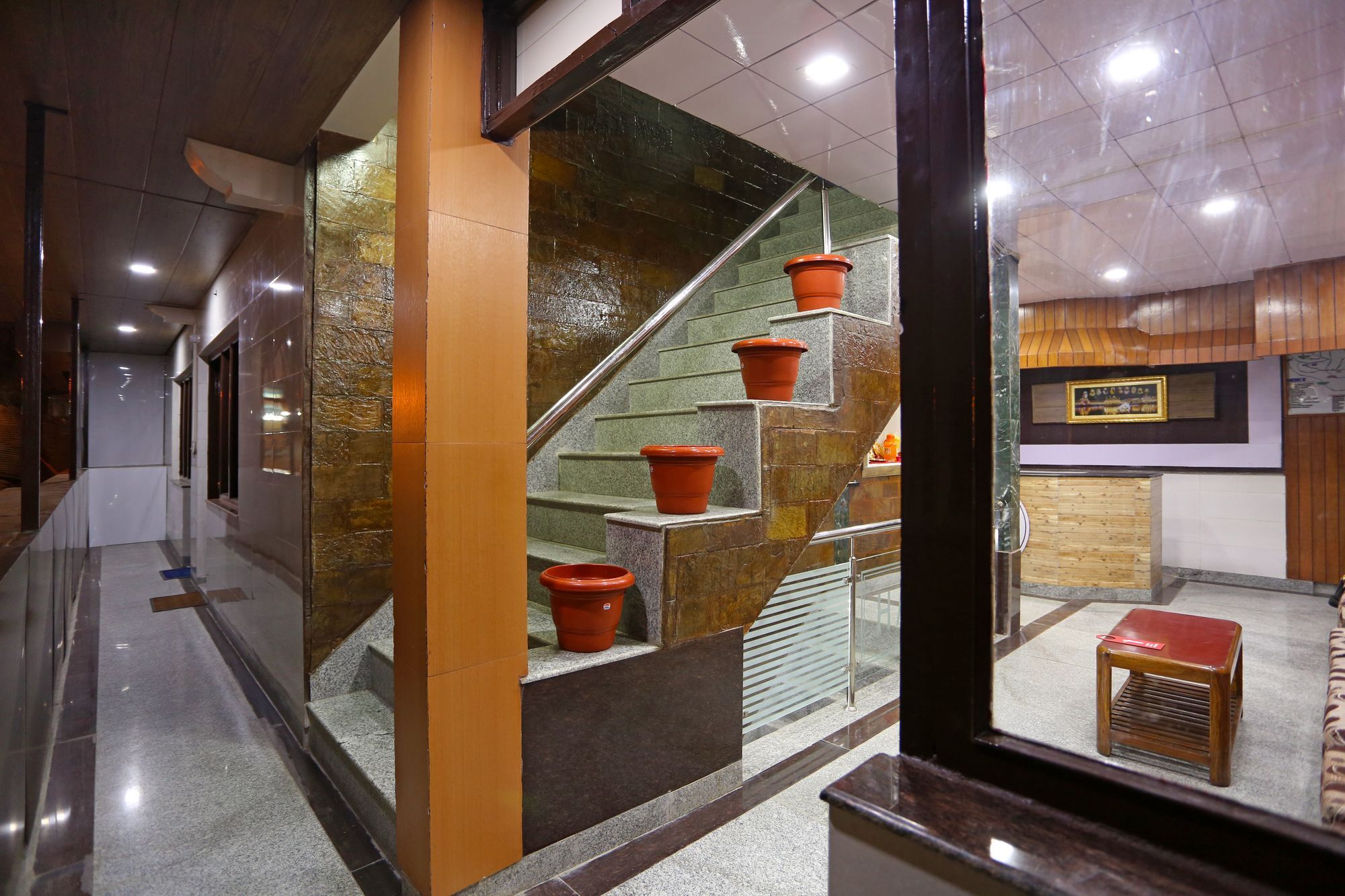 Oyo 8714 Hotel Amar Mussoorie Eksteriør bilde