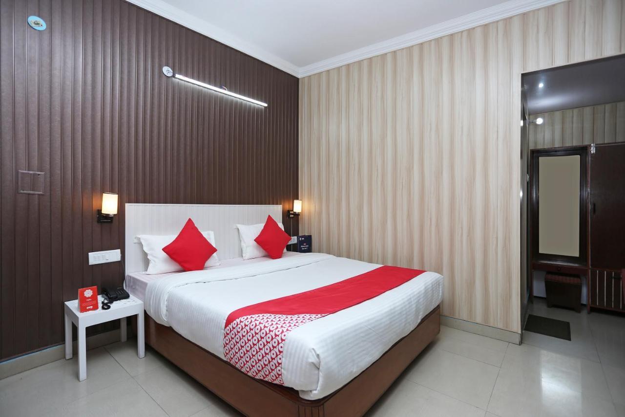 Oyo 8714 Hotel Amar Mussoorie Rom bilde
